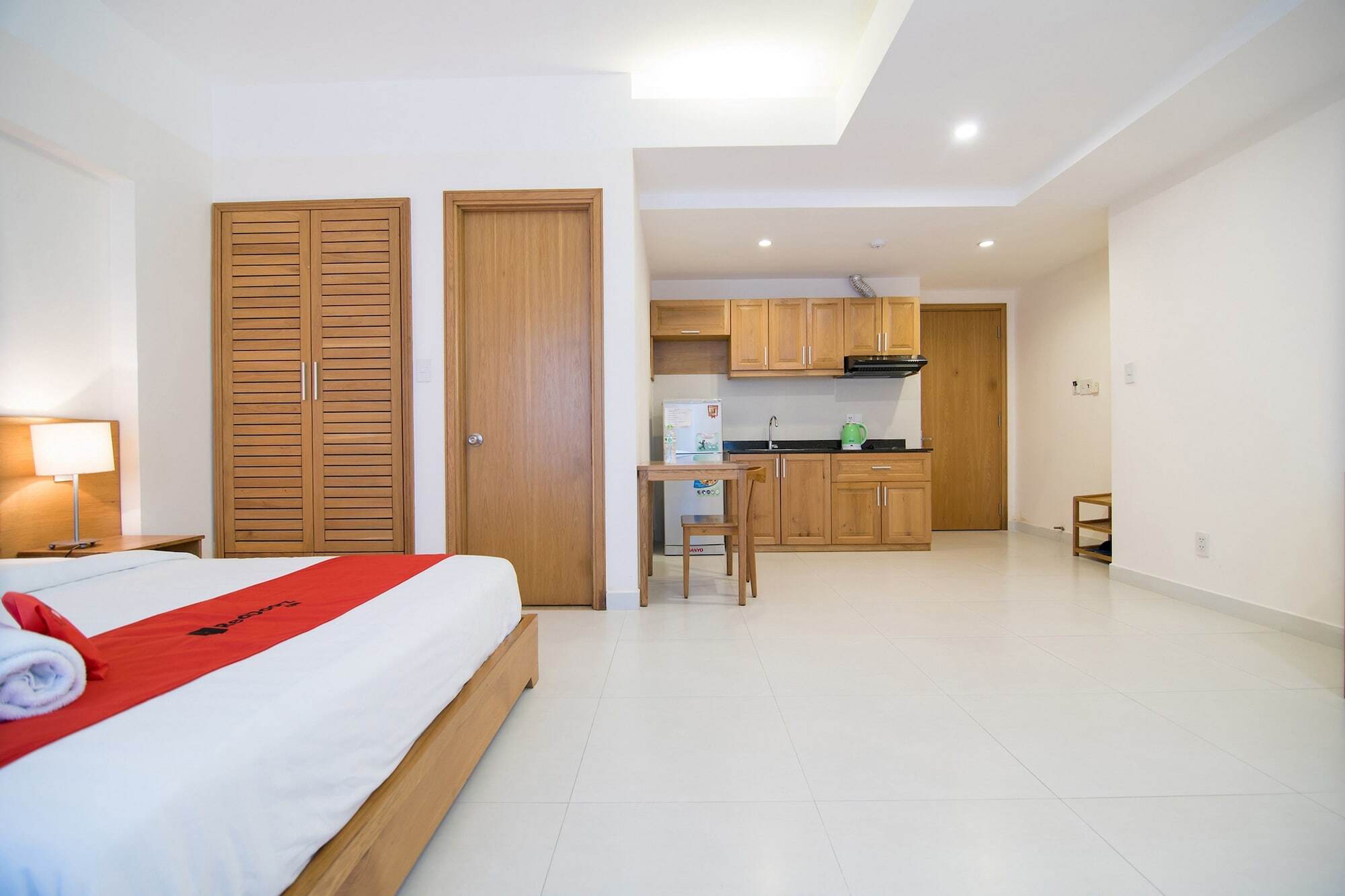 Reddoorz Plus Near Secc D7 Cidade de Ho Chi Minh Exterior foto