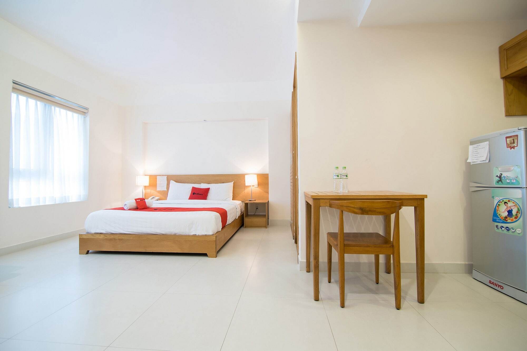 Reddoorz Plus Near Secc D7 Cidade de Ho Chi Minh Exterior foto