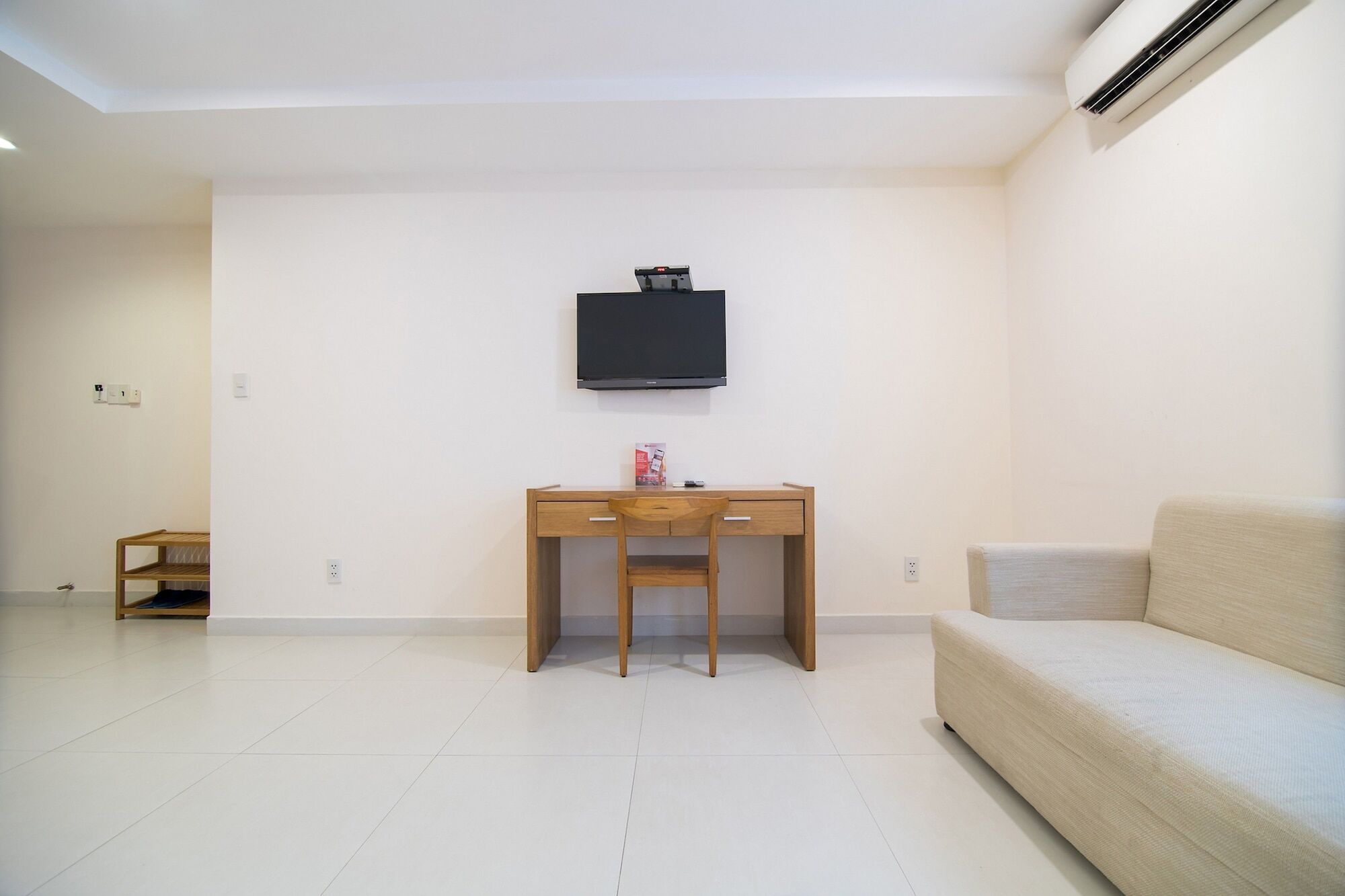 Reddoorz Plus Near Secc D7 Cidade de Ho Chi Minh Exterior foto