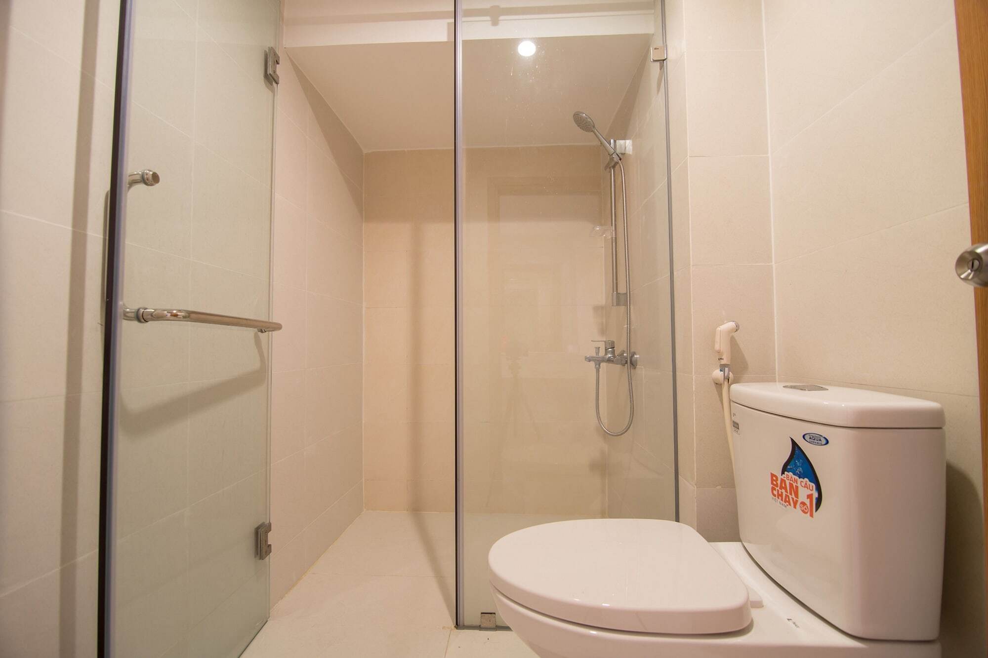 Reddoorz Plus Near Secc D7 Cidade de Ho Chi Minh Exterior foto